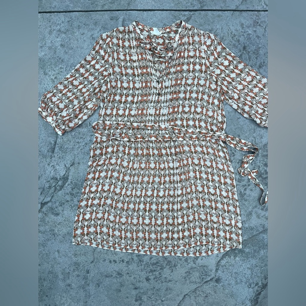 Club Monaco Silk Pleated 3/4 Sleeve V-Neck Tunic Top Blouse Size 00Small - Picture 2 of 7
